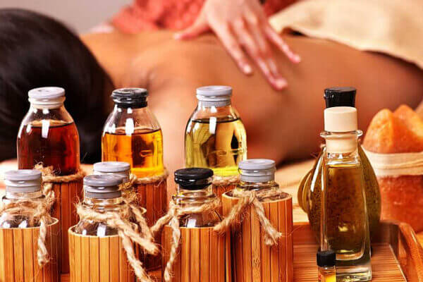 Seminario preparazione degli oli ayurvedici 25 agosto 2025 - immagine 2