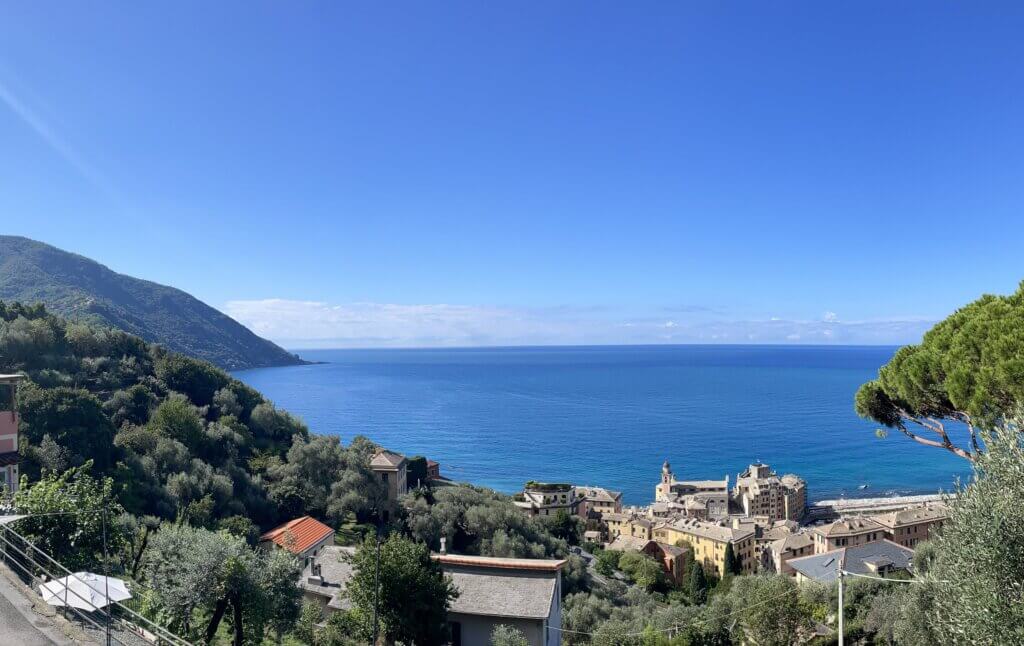 Camogli vista sul Golfo Paradiso dal monastero San prospero